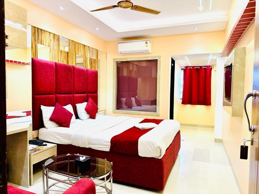 Hotel Vashi Inn Nova Bombaim Exterior foto