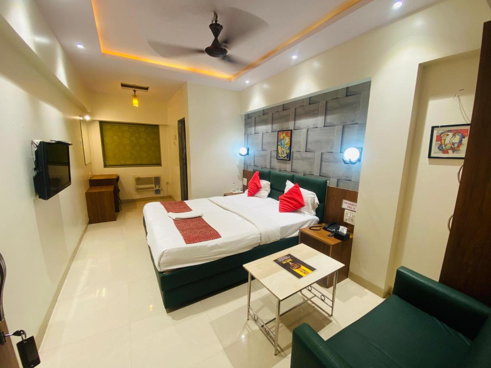 Hotel Vashi Inn Nova Bombaim Exterior foto