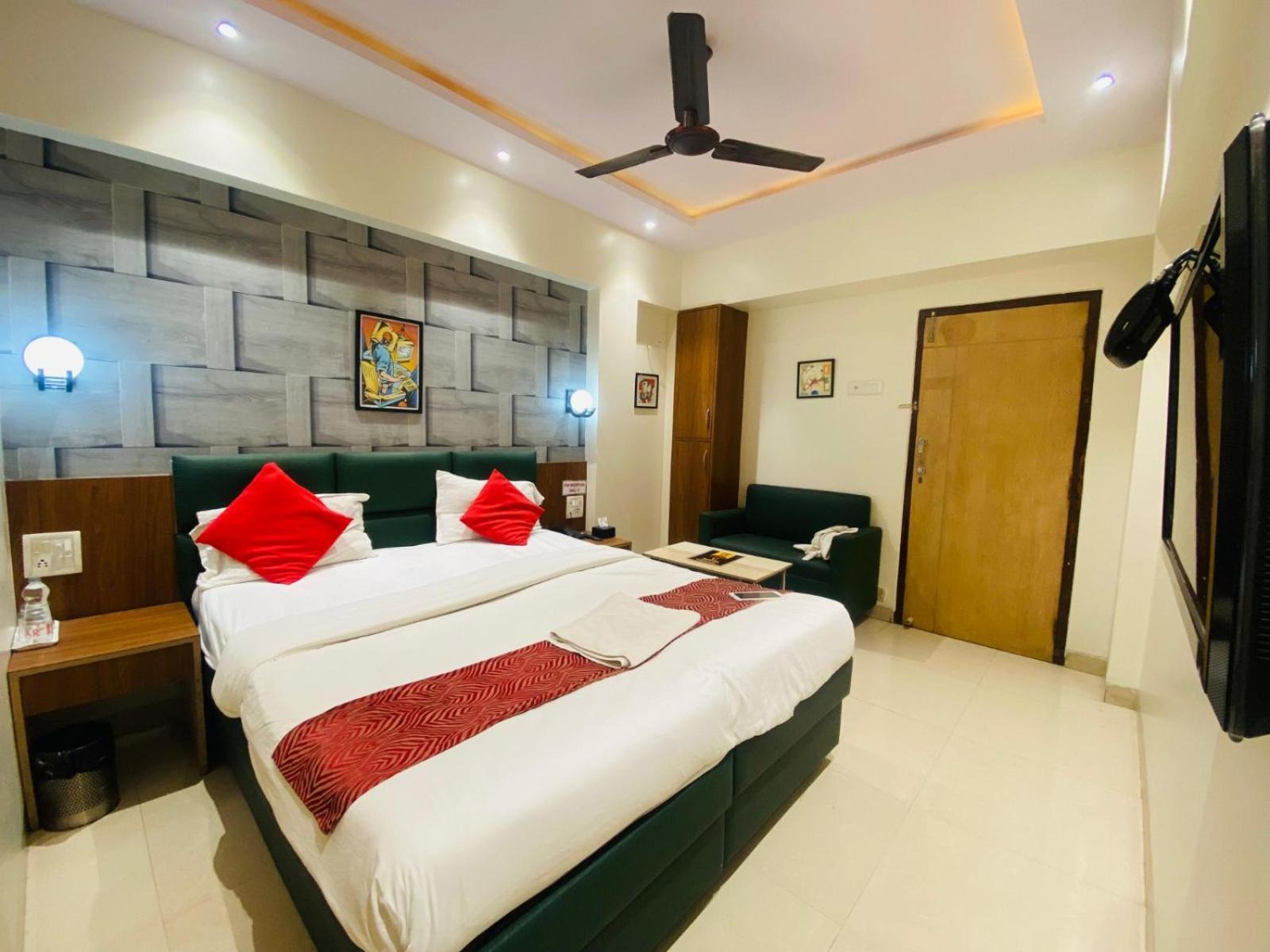 Hotel Vashi Inn Nova Bombaim Exterior foto